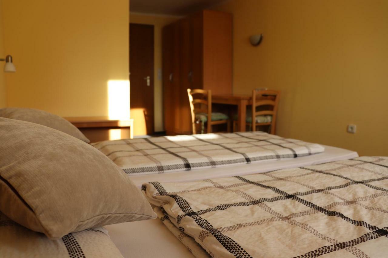 Hotel Zum Waldstein Weißenstadt Buitenkant foto